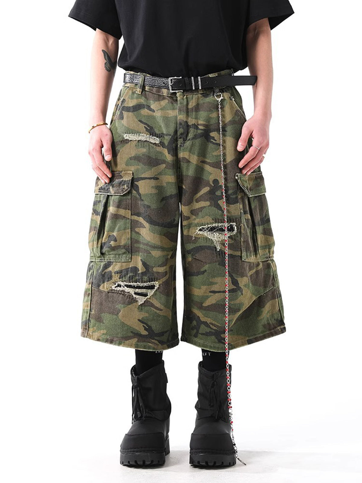 PrimeMasc Camouflage Cargo Shorts with Distressed Details – Multi-Pocket Urban Streetwear for Spring and Summer
