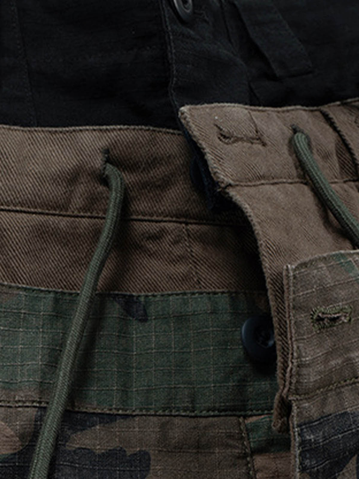 Men’s Camouflage Cargo Pants with Adjustable Waist and Multi-Pocket Design – Outdoor and Casual Wear